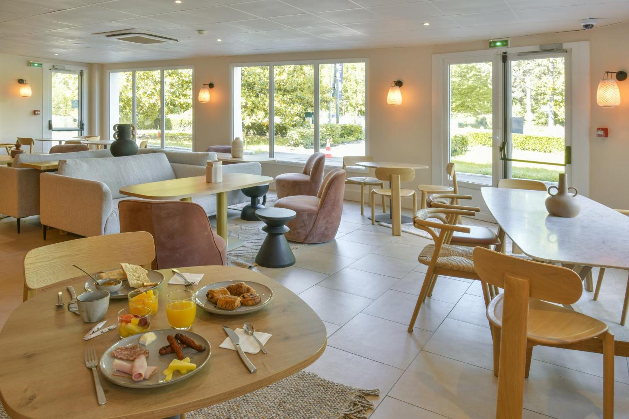 Bhoma Bourges - Hotel & Restaurant المظهر الخارجي الصورة