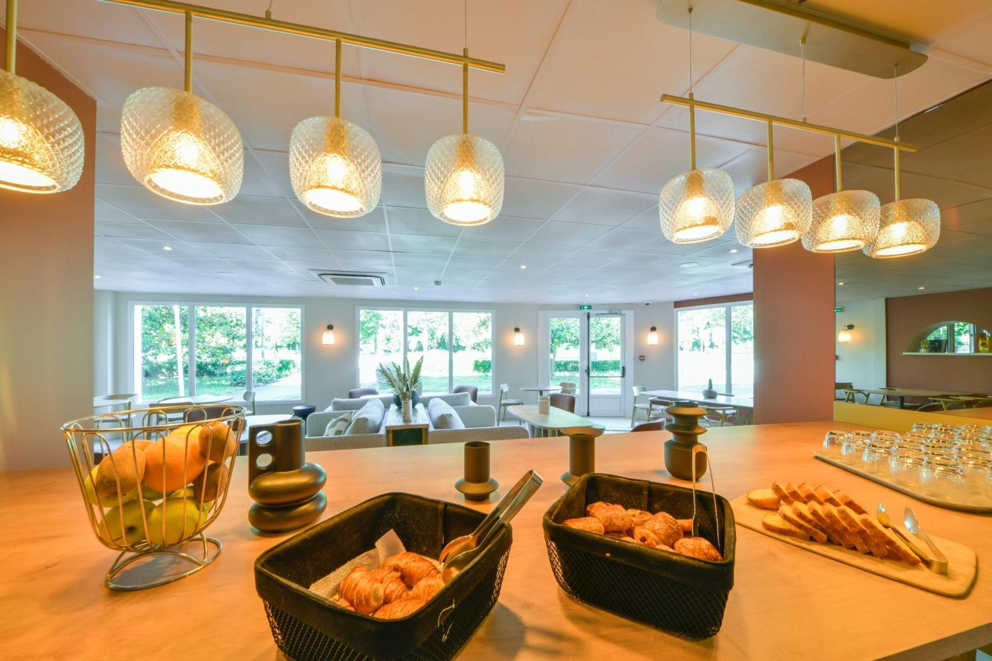Bhoma Bourges - Hotel & Restaurant المظهر الخارجي الصورة