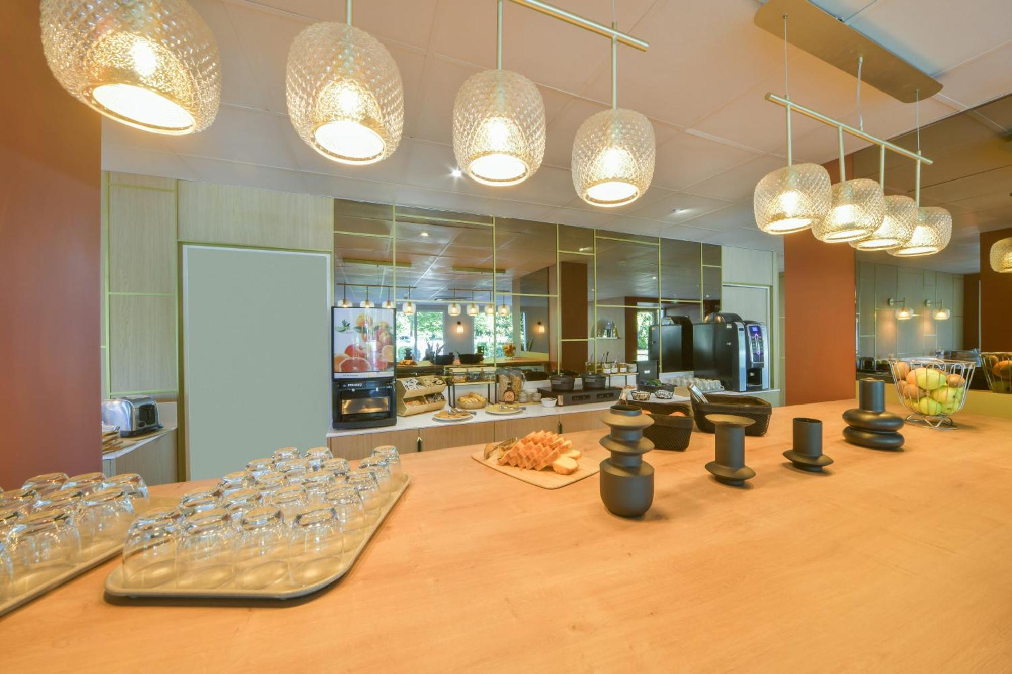Bhoma Bourges - Hotel & Restaurant المظهر الخارجي الصورة