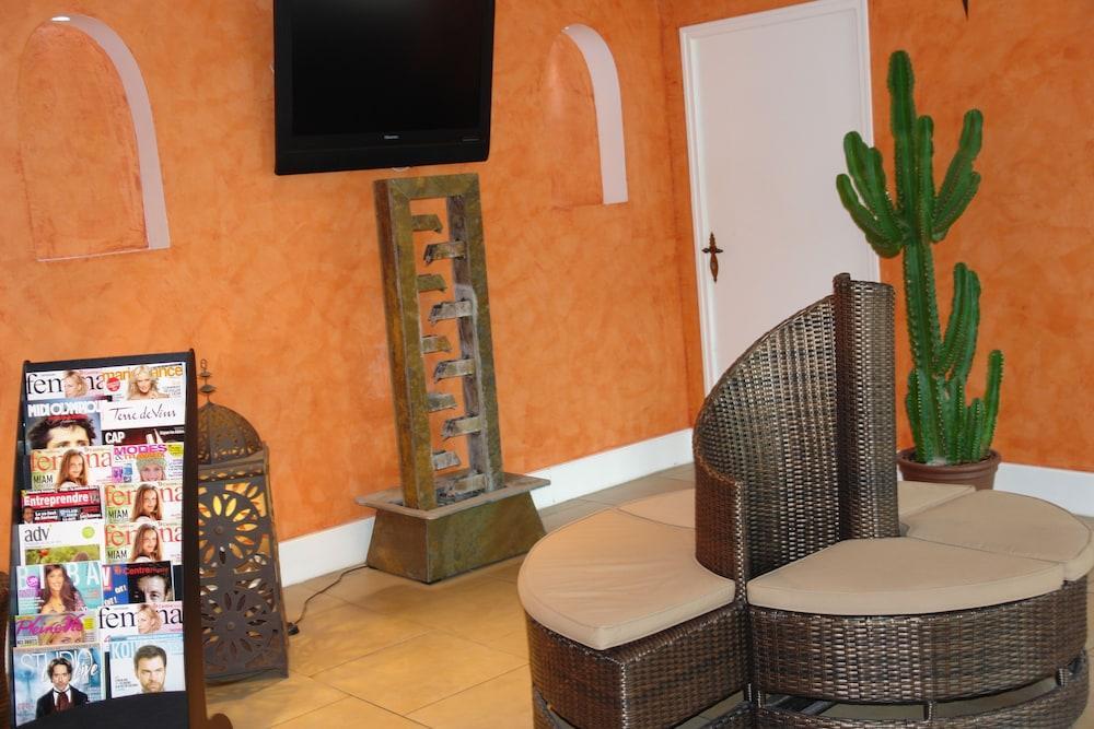 Bhoma Bourges - Hotel & Restaurant المظهر الخارجي الصورة